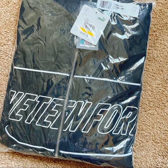 PUMA Logo Colorblock Zip Jacket - Picture 10 of 11